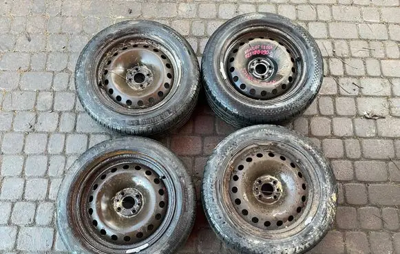 Fiat Bravo R15 spare wheel F2510B090-D