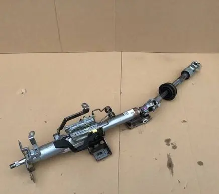 Nissan Maxima A36 Steering wheel axle
