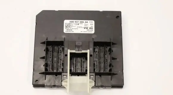 Volkswagen Touran III Other control units/modules 5Q0967086AK