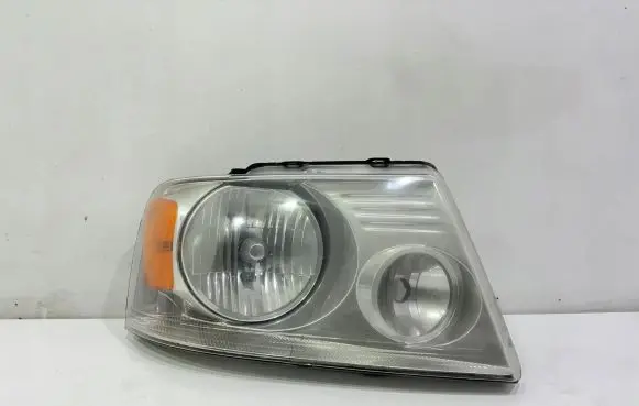 Ford F150 Headlight/headlamp 7L3Z13008FA