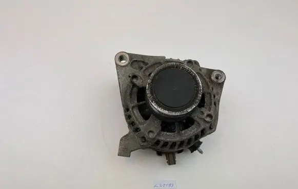 Toyota Yaris Generator/alternator 270600N100 MS1042113130