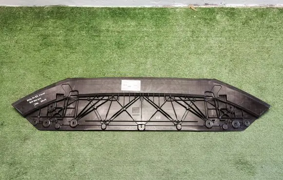 Audi A4 S4 B9 Engine splash shield/under tray 8W0807611DAN 8W0807611