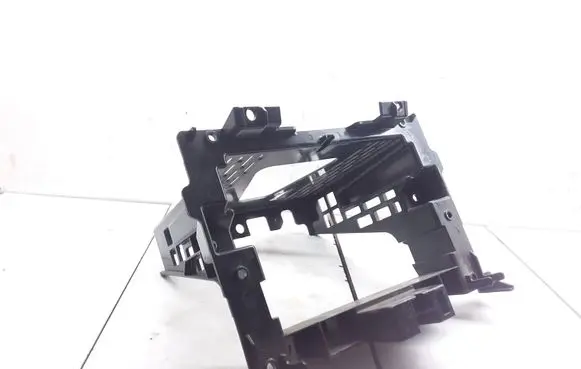 Mercedes-Benz Sprinter W906 Radio/GPS head unit trim A9066891931