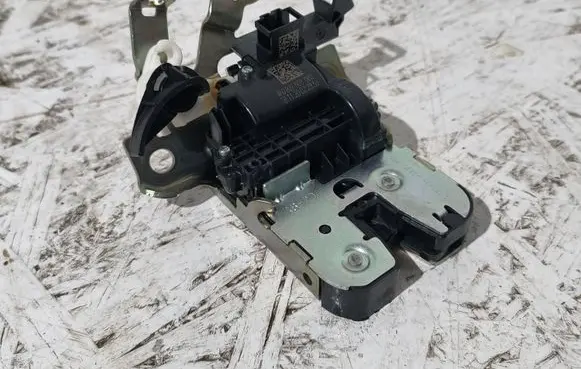 Audi A6 S6 C8 4K Tailgate/trunk/boot lock/catch/latch 4K0827503 181120022953 8112002295