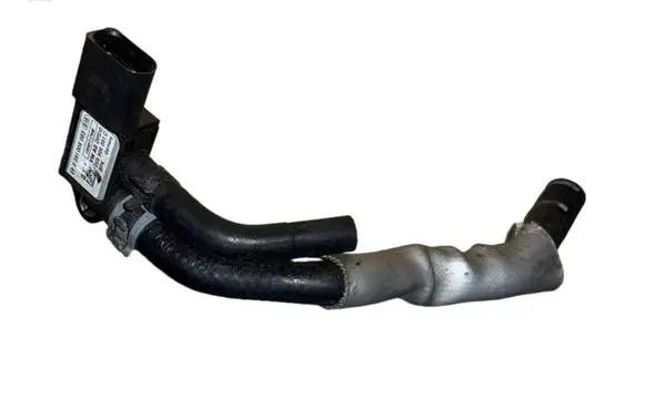 Audi A3 S3 8V Exhaust gas pressure sensor 059906051C 0281006083816 100901T1759E