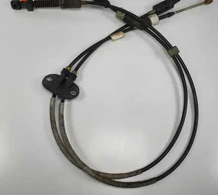 Mercedes-Benz S W220 Gear shift cable linkage XS4R-7E395-BD