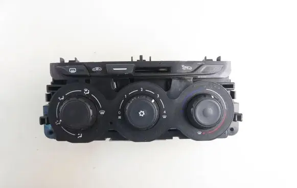 Peugeot 301 Interior fan control switch 