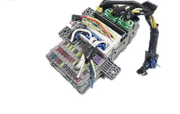 Honda Civic Fuse module 37842RN