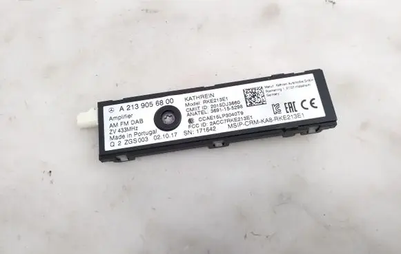 Mercedes-Benz E W213 Aerial antenna amplifier A2139056800
