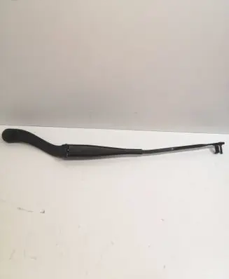 Mercedes-Benz C W204 Front wiper blade arm A2048200144
