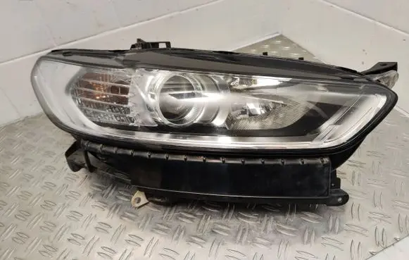 Ford Mondeo MK V Headlight/headlamp DS7313W029BE 3M121361D L90002941