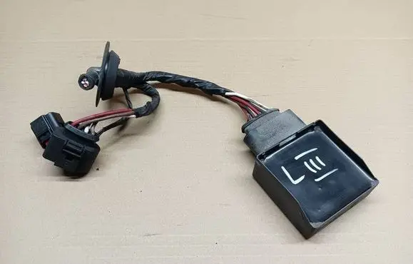 Volkswagen Golf VII Fuel injection pump control unit/module 5Q0906121G VAG2000 1328302727