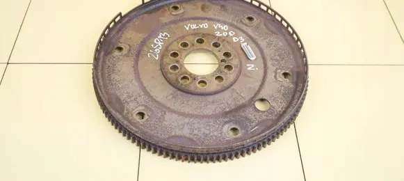 Volvo V40 Flywheel 31325134 D5204T6