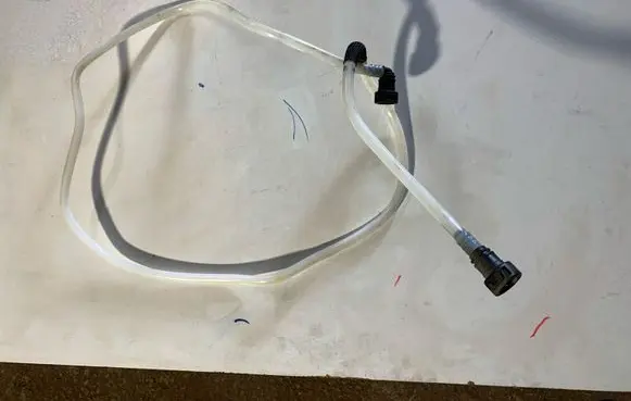 BMW 7 F01 F02 F03 F04 Fuel line pipe 7250952 16137250952
