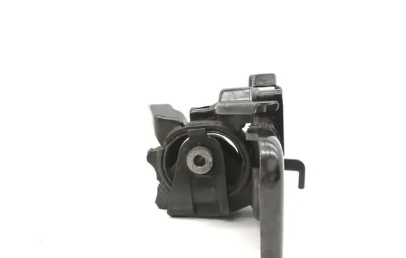Toyota Avensis T270 Gearbox mount AV92185