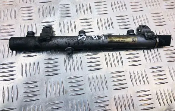Mercedes-Benz E W211 Fuel main line pipe A6420702695