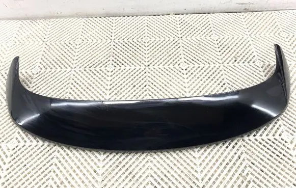 Ford Focus Tailgate/trunk spoiler JX7B-N44210-A