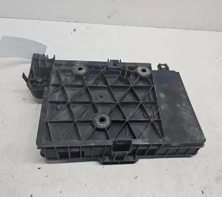 Renault Scenic II - Grand scenic II Battery tray 8200166032