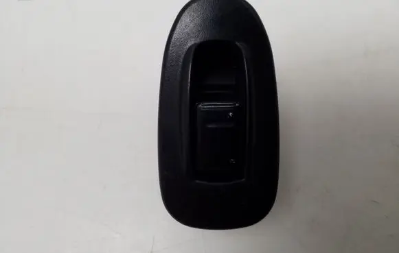 KIA Shuma Electric window control switch 4735101000