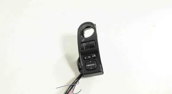 Subaru Impreza III A set of switches 83005FG000