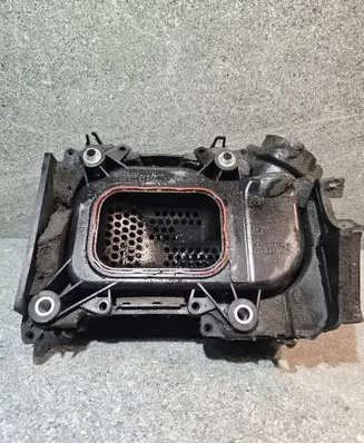 Volkswagen PASSAT B7 Intake resonator 03C103502K 03C145650B