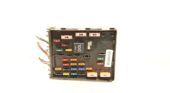Volkswagen PASSAT B6 Fuse box set