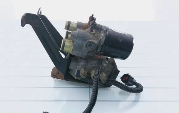 Ford Explorer ABS Pump 25020200204 F57AAE 10045710093
