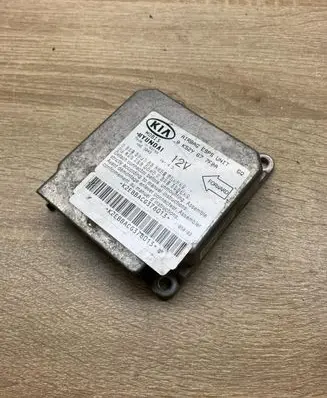 KIA Carnival Airbag control unit/module 0K52Y677F0A