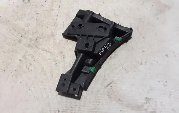 Volvo S60 Front bumper mounting bracket 31323833