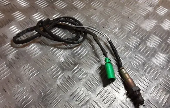 Audi A4 S4 B6 8E 8H Lambda probe sensor 0258006442 078906265AA 0258006443