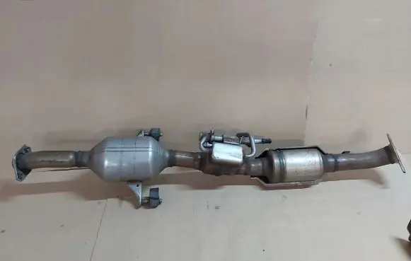 Toyota Prius Prime Catalyst/FAP/DPF particulate filter 