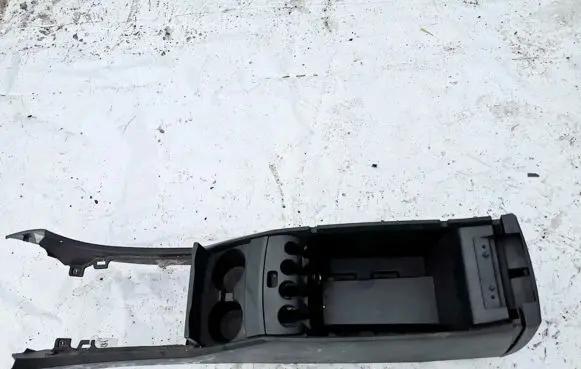 Chrysler 300 - 300C Cup holder 1057220trm