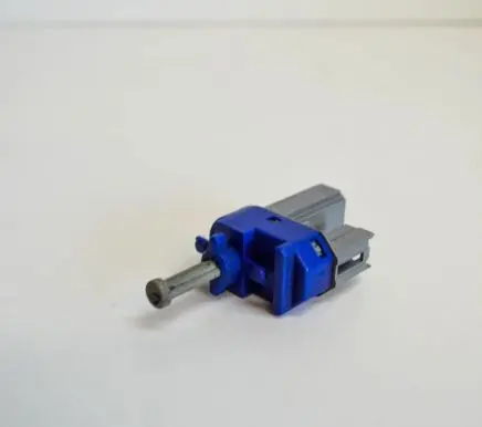 Mazda 3 II Brake pedal sensor switch BP4K