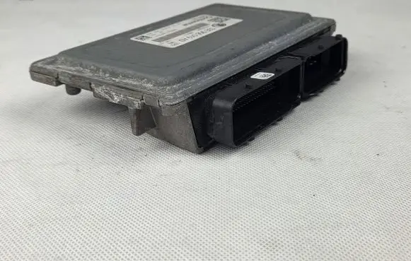 Skoda Fabia Mk2 (5J) Engine control unit/module 03E906019AD 5WA11017 030906611C