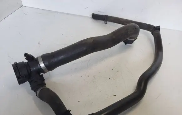 BMW 3 F30 F35 F31 Engine coolant pipe/hose 7812941