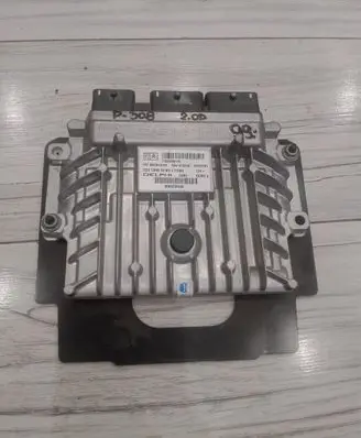 Peugeot 308 Engine control unit/module ECU 9666266480