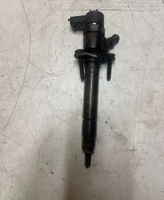 Volvo V70 Fuel injector