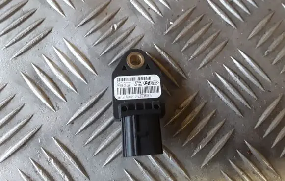 KIA Carnival Airbag deployment crash/impact sensor 959202F500