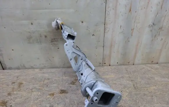 Volvo V40 Front side member 413210231R