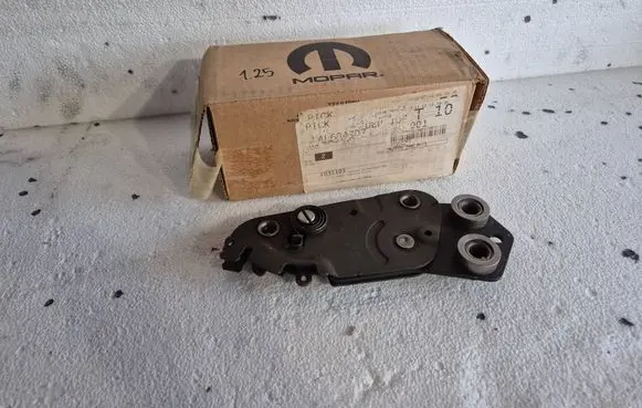 Jeep Wrangler Seat back rest lock catch 68002967AA