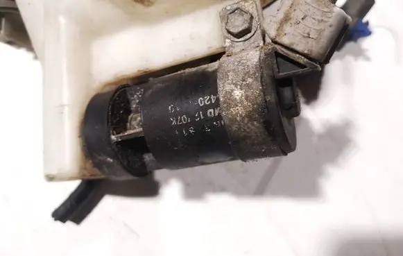 Mazda 6 Windscreen/windshield washer pump