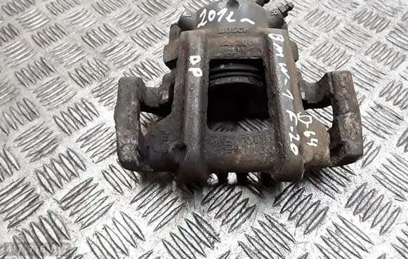 BMW 1 F20 F21 Front brake caliper W09104