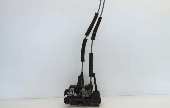 Chevrolet Captiva Rear door lock