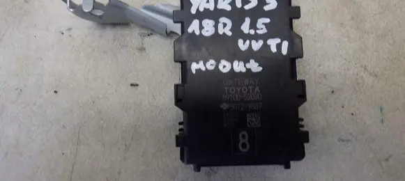 Toyota Yaris Gateway control module