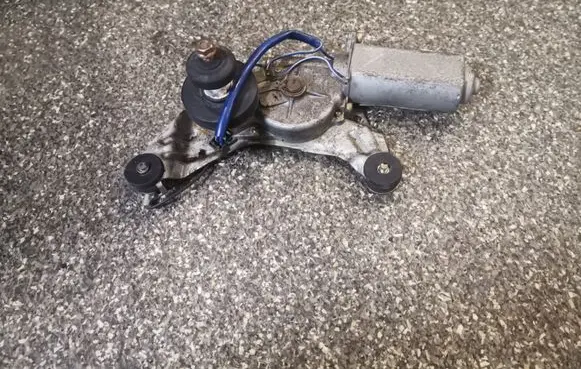 Mazda 323 Rear window wiper motor 8492000044