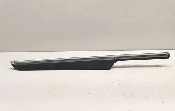 Porsche Macan (95B) Other front door trim element 95B867409N