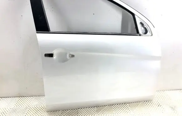 Mitsubishi ASX Front door 