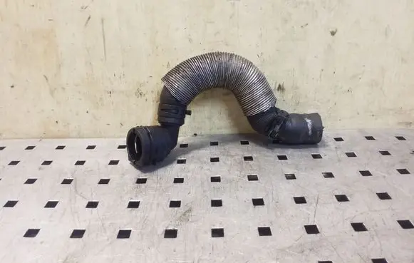Volkswagen Polo V 6R Engine coolant pipe/hose 1J0122291C