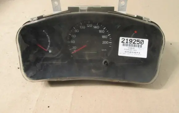 Mitsubishi Colt Speedometer (instrument cluster)