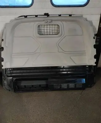 Ford Transit Custom Partition between cabin 
